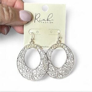 Webbed Pendant Earrings